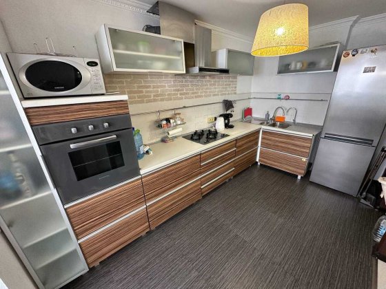 3х комнатная квартира 76кв.м ул. Пограничная Николаев