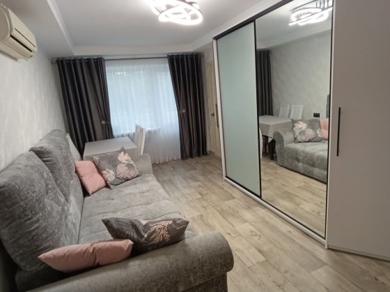 Продаю 3 ком кв ЮТЗ евроремонт, вся мебель и бытовая техника Николаев