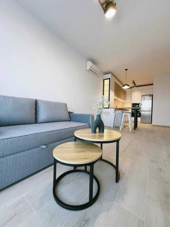 Продаж просторої 1-кімнатної квартири по вулиці Карла Мікльоша - фото 1