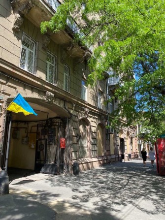 Продажа 3-комн.кв. на ул.Успенской (сталинка) Центр - фото 1