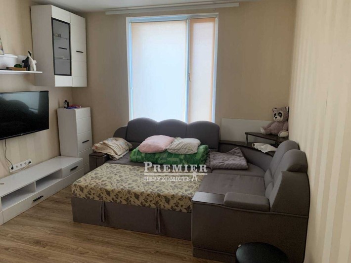 Продам 1-но кімнатну квартиру з ремонтом в новому будинку - фото 1