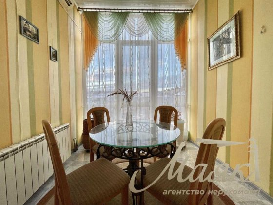 Двоповерхова квартира 139м2  вул.Гагаріна,3 Запорожье