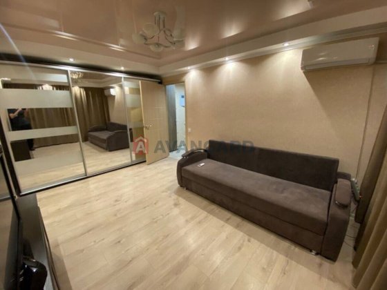 1 кімнатна квартира. КОМАРОВА 21. Запорожье