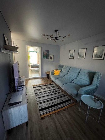 Продается 2-х к. квартира по ул. Школьная в районе Лахти с капремонтом - фото 1