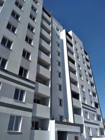 Продам 1 комн. квартиру 39.2 м2 в новострое ЖК Валентиновская РА - фото 1