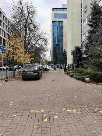 2-кімн.,Печерськ Князів Острозьких Метро Арсенальна-5 хв Парк - фото 1