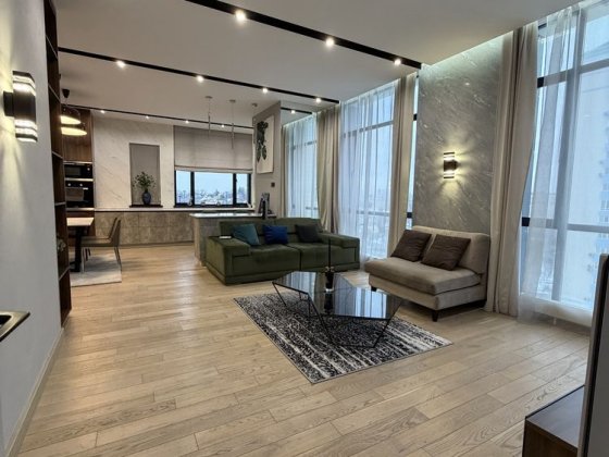 Продаж / Квартира  Київ, Голосіївський район, вул. Деміївська, 33 Київ