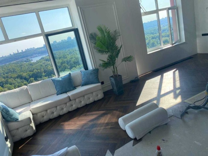 Продаж шикарної квартири 70 м.кв. Русанівська Гавань - фото 1