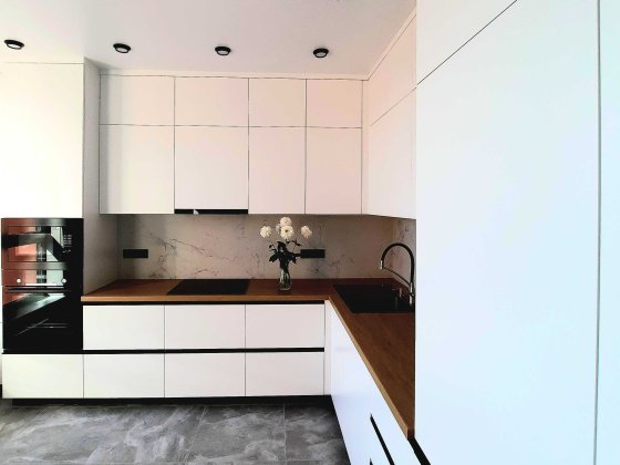 3кімн 90кв.м з ремонтом Оболонь. Завжди є тепло вода. Підземне укриття Киев