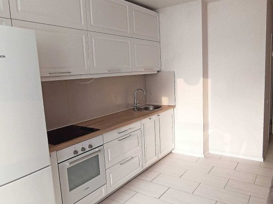 Продаж 1 к кв Вірменська 6,  будинок 2014 р.  генератор Київ