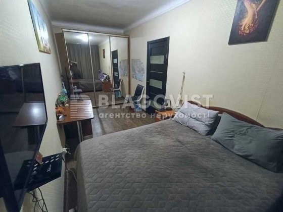 Продаж 2кімнатної квартири, Мишоловка, проспект Науки Киев