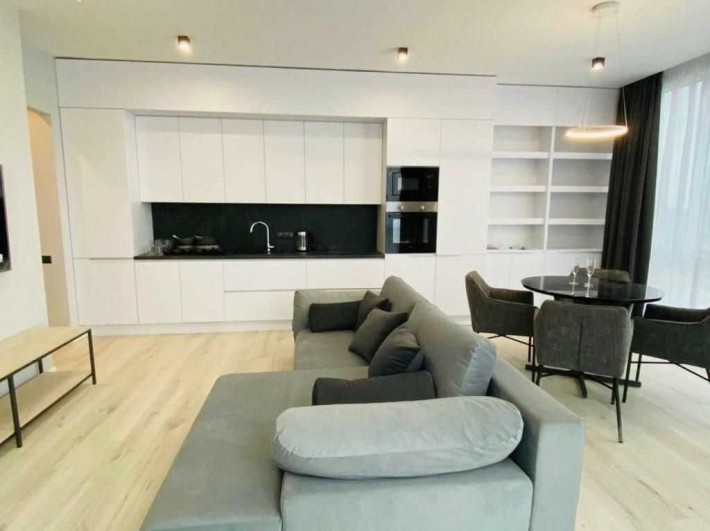 Продаж 2 к. квартири Левка Лук`яненка 21/19 - фото 1