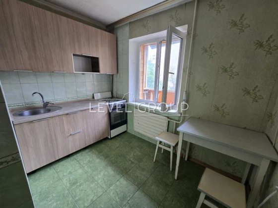 Продаж 1к Дарницький район вул. Горлівська 38/40 м.Харківська Вирлиця Киев