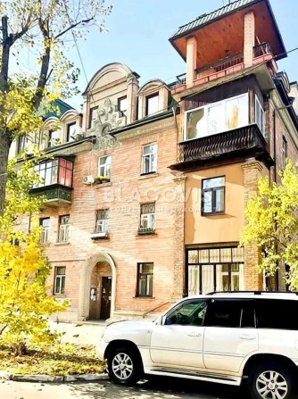 Продаж 2к квартири в супер сталінці в Центрі Києва Білокур Катерини 6 - фото 1