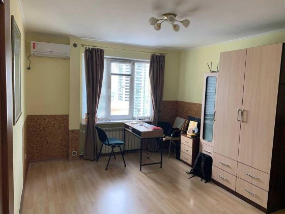 Продам 3кім.квартиру вул.Оноре де Бальзака,Троєщина,м.Київ SL Київ