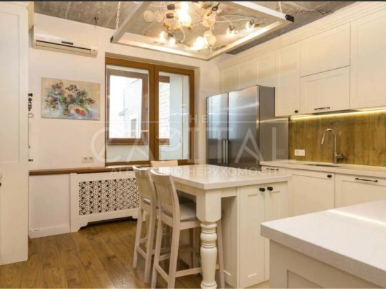 Продаж ексклюзивної квартири / вднг/ Сєчєнова , 7 Киев