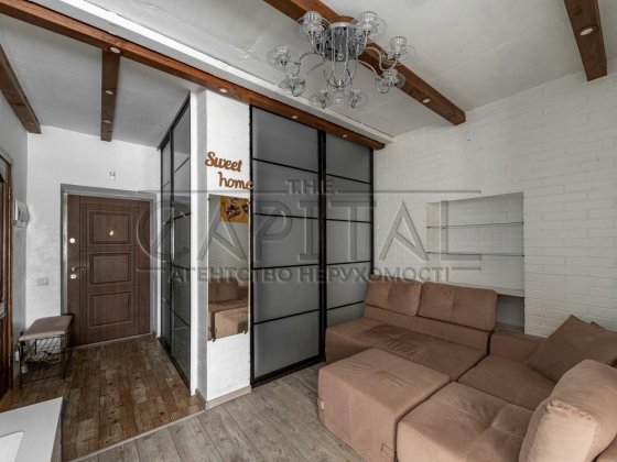 Продам квартиру пр-т Лобановського 49м2, 3/20пов, Є ПАРКІНГ Киев