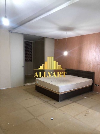 Продаж 1 кім квартири під ремонт, Центр,вул. Ділова, Метро Олімпійська - фото 1