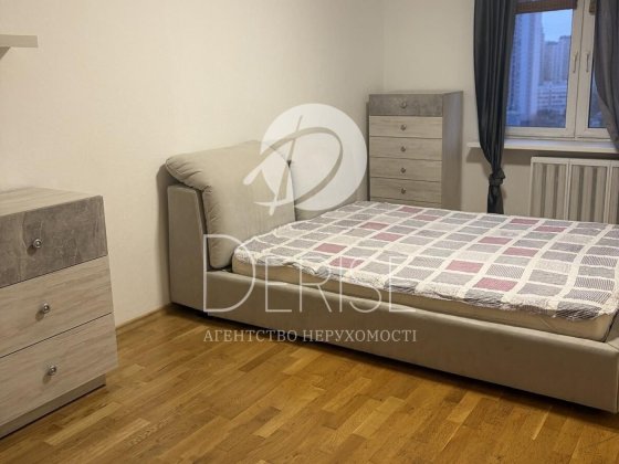 1К-Продаж квартири Позняки Харківська Дарницький р-н Киев