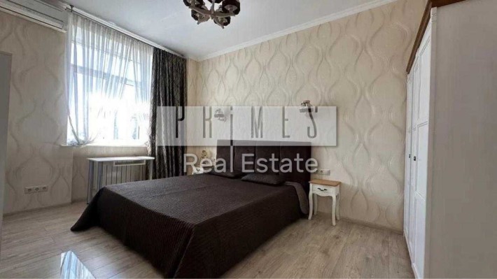 Продаж 2к квартири, вул. Кловський узвіз, 17, Печерськ - фото 1