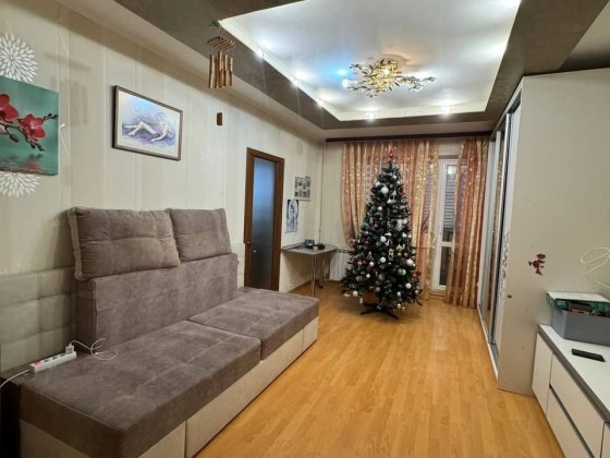 Пр-т Івасюка, 52. 5-к. 97 кв.м з ремонтом. Без комісії. Є-відновлення. Киев