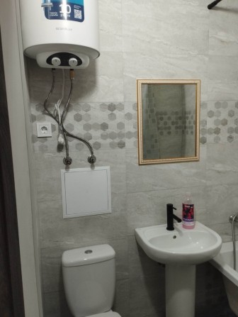 От хозяина без комиссии центр города Одноко комнатная квартира вид на - фото 1