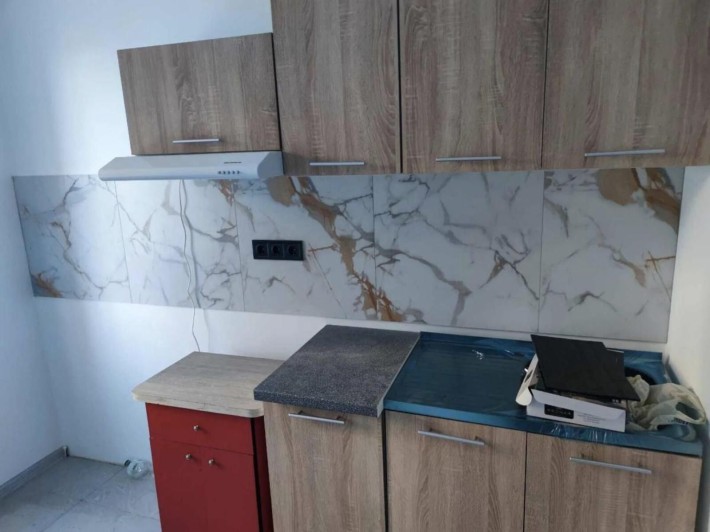 Продаж 1км.кварт.30.3м2 з ремонтом і меблями по вул.Хуторівка (Сихів) - фото 1