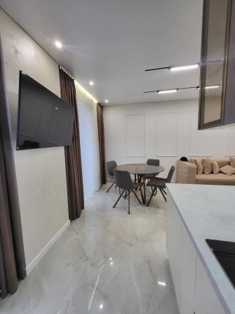 Продаж 2 кімнатної квартири в ЖК Тіффані вул. Пасічна. - фото 1