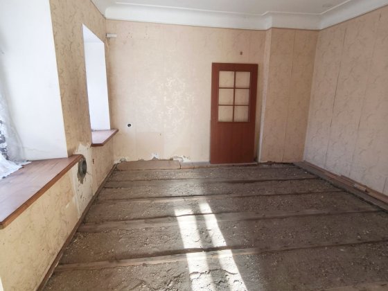 Продаю 1 кімнатний жилкоп. район БСМП Николаев