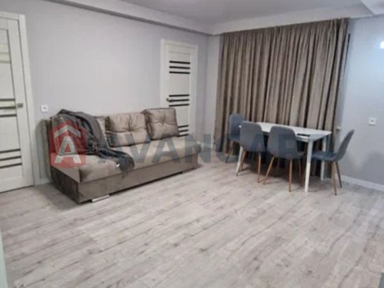 Продам трикімнатну квартиру Козача 39 Запорожье