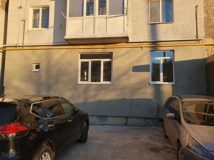 Продам квартиру-студію. 101 мікрорайон. - фото 1