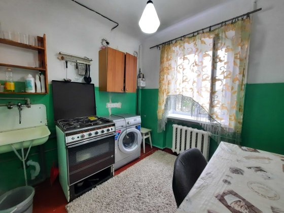 Продам 1 квартиру по ул. Нижнеднепровская Запоріжжя