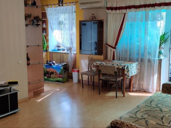 Продается уютная 3 комнатная квартира. На Южной Николаев