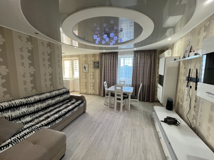 Продаж 3 кімнатної квартири в Центрі, вул. Садова - фото 1