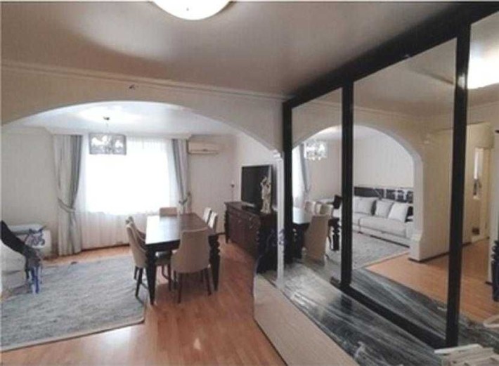 2 квартира, кап.ремонт, метро ( Гагарина )Левада - фото 1