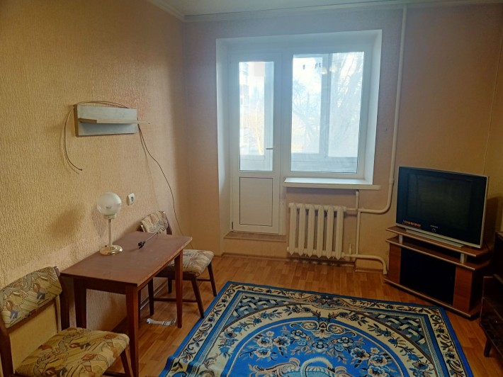 Продаю 2к ул.Глинки( Октябрьское) - фото 1