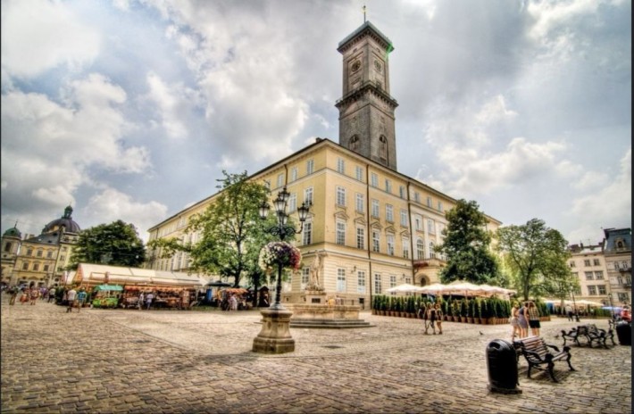 Продаж 2-во кім квартири на Площі Ринок - фото 1