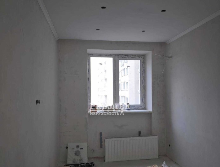 Продам трикімнатну квартиру в цегляному будинку на  Сахарова - фото 1