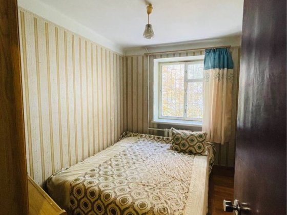 Продам 3 комнатную квартиру на Черемушках в жилом состоянии Одесса