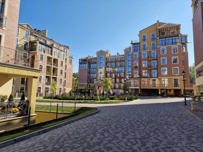 Мой эксклюзив! ЖК Феличита! 2к квартира 93м2 под ваш ремонт! 2х уров. - фото 1