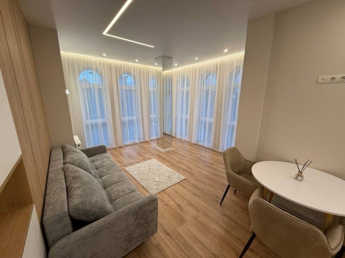 Продаж нової квартири в новобудові, вул. Мала Морська / - фото 1