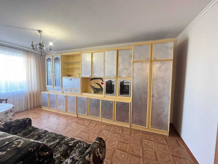 Продам 3-х к/к в гарному районі, зупинка «Магелан» - фото 1