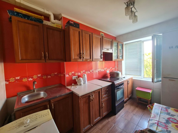 Продаж 2 кімнатної квартири, Площа Перемоги. Сертифікат! - фото 1