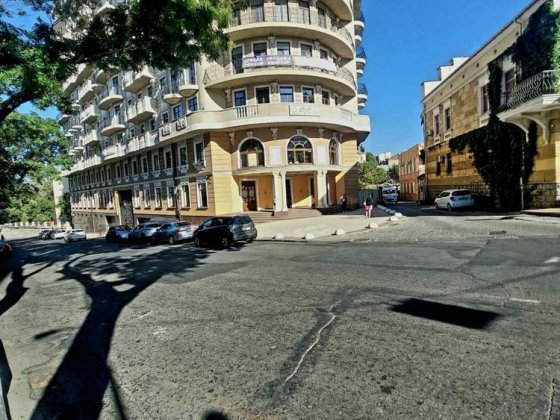 Оперный театр. Центр, квартира 101 м в ЖК «Наследие Дерибаса» Одесса