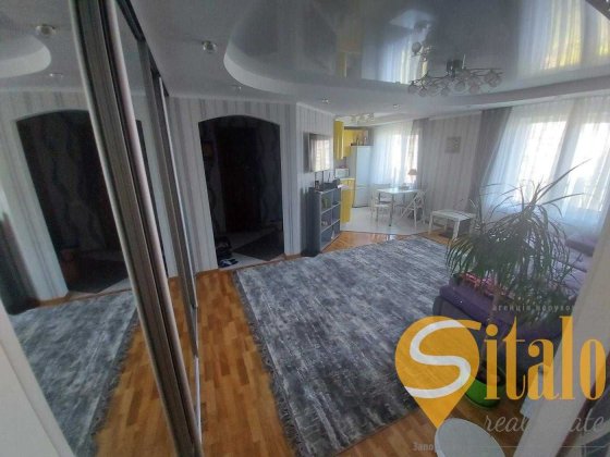 Продаж 3-х кімн. квартири вул. Українська (019) Запорожье