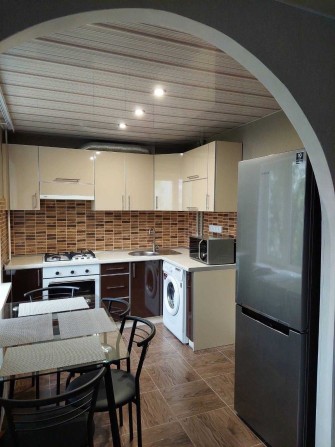 Продам квартиру по ул. Школьная 20 - фото 1