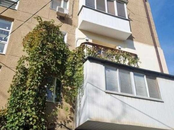 2к квартира ПР. ШЕВЧЕНКА / ДОВЖЕНКА |тихий двір | під ремонт Одесса