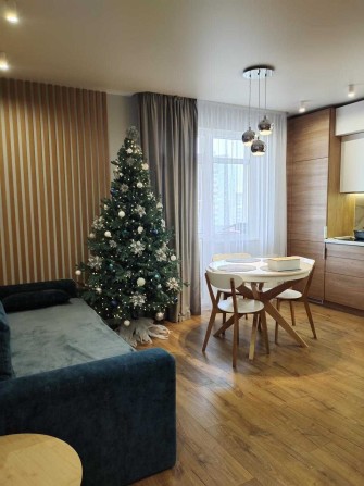 Продам 2 комнатную квартиру в лучшем ЖК на Поселке Котовского Сахарова - фото 1