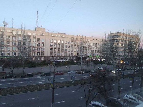 Продам 2 кімнатну квартиру в центрі Запорожье