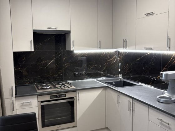 Продаж 3-х кім квартири 3-й поверх Яхт Клуб Николаев